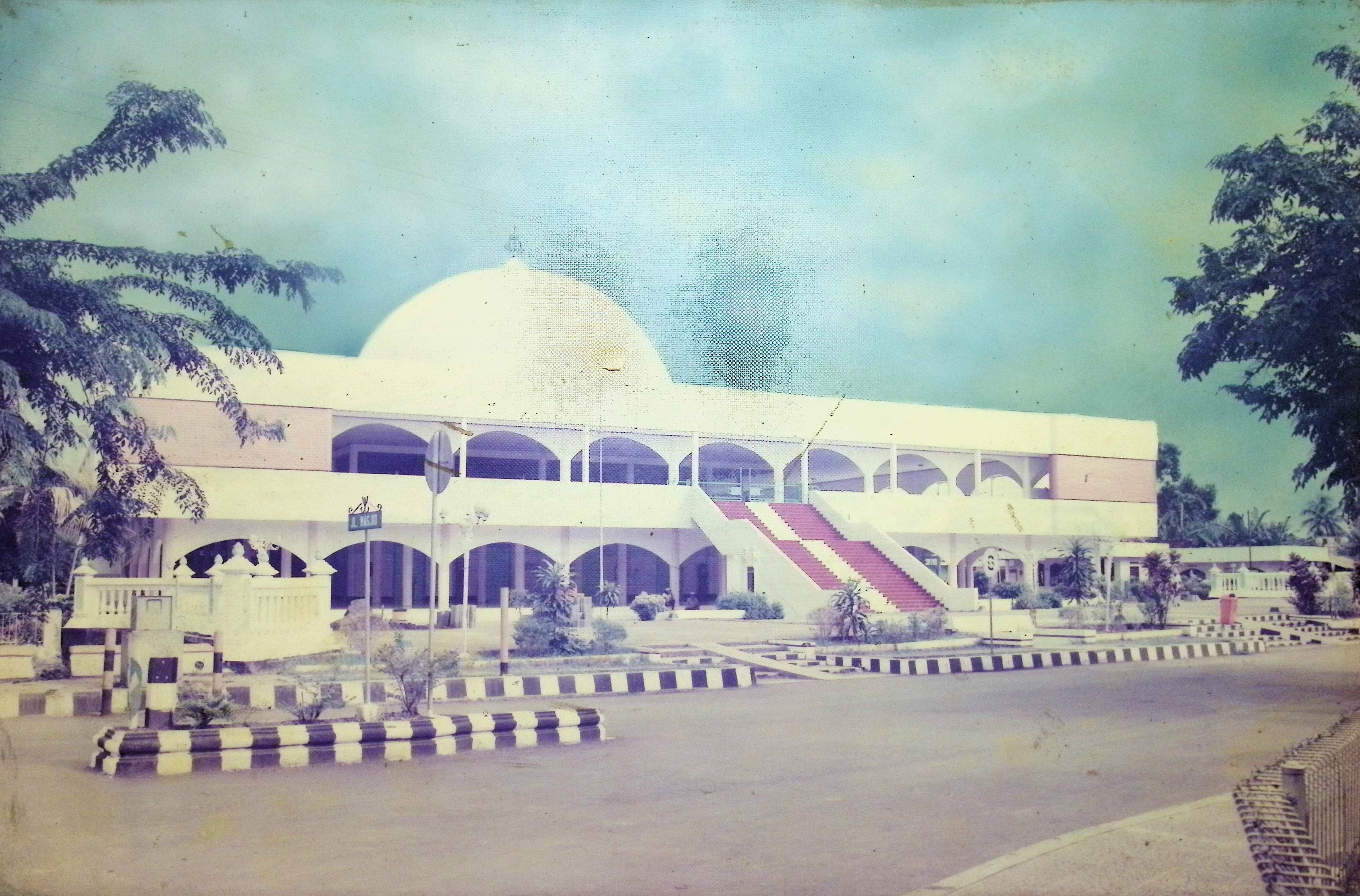 Tema Spesial Sejarah